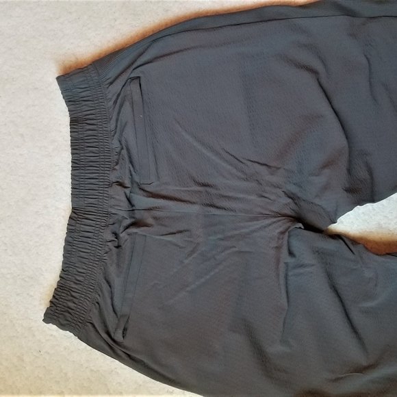 NWT Athleta Brooklyn Textured jogger in Mountain Olive size 4 - Picture 8 of 10